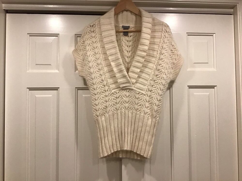 Ann Taylor V-Neck Cable Knit Wool Angora Bl. Sweater Vest Sz S Preppy Classic